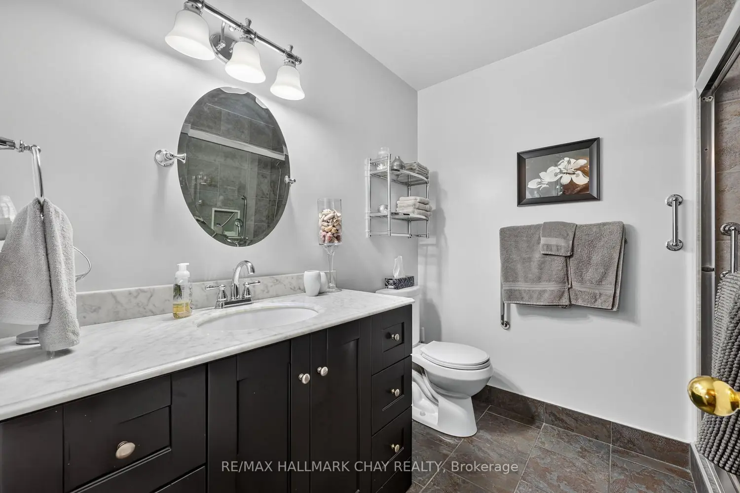 358 Livingstone Street photo 5