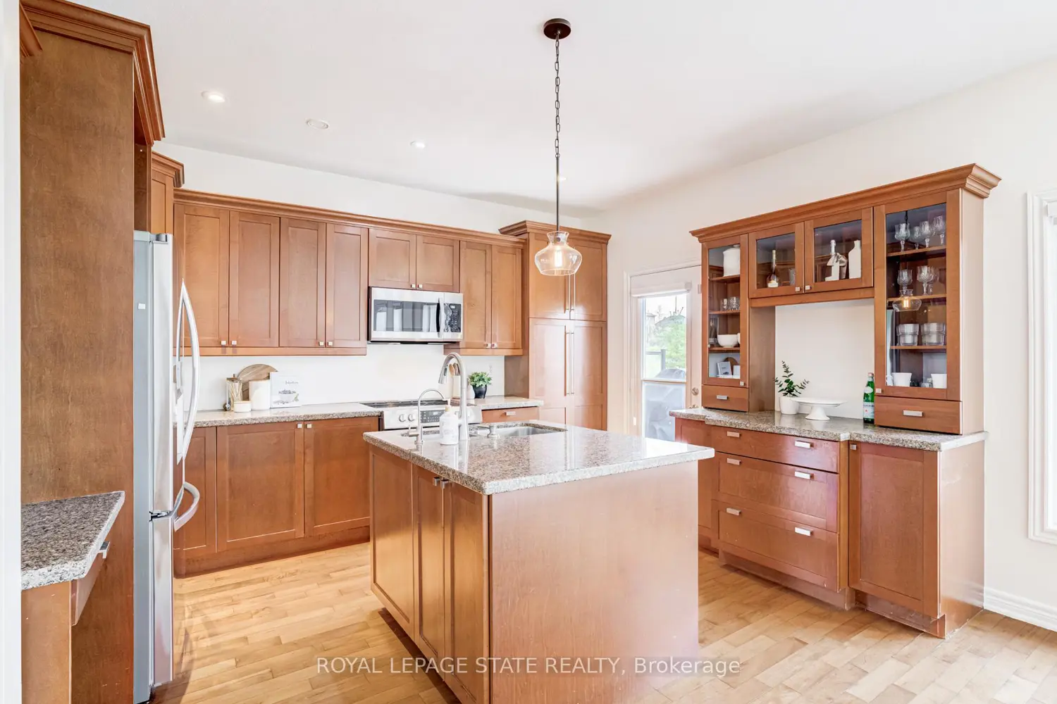 67 Newcombe Road photo 5