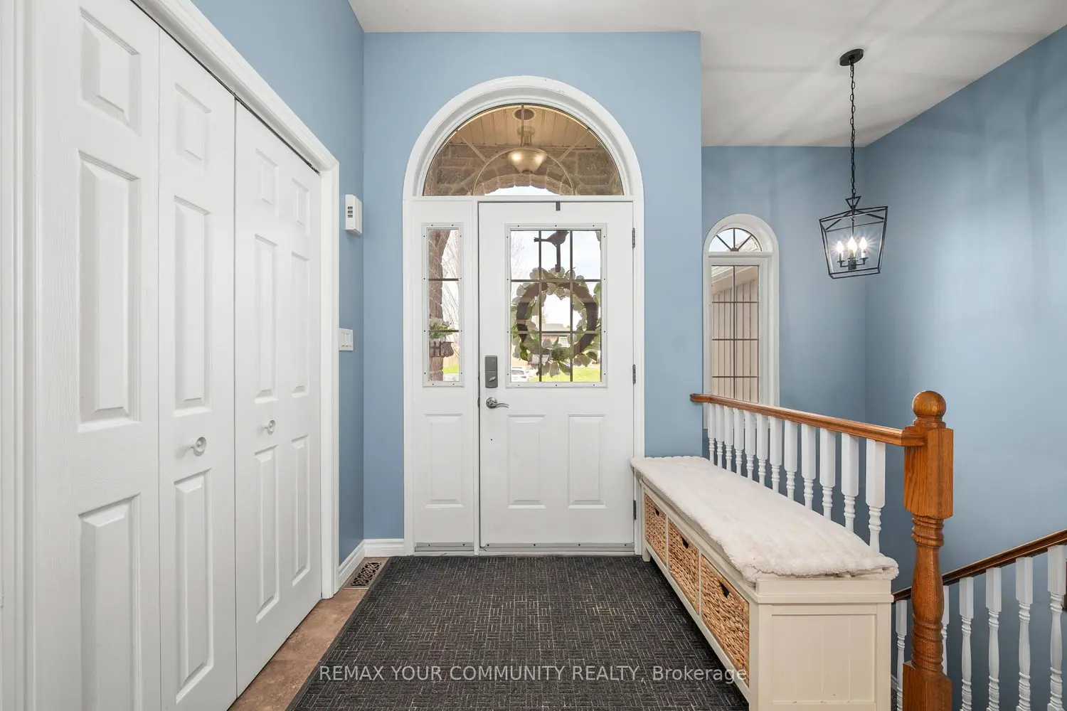 8 Champlain Boulevard photo 3