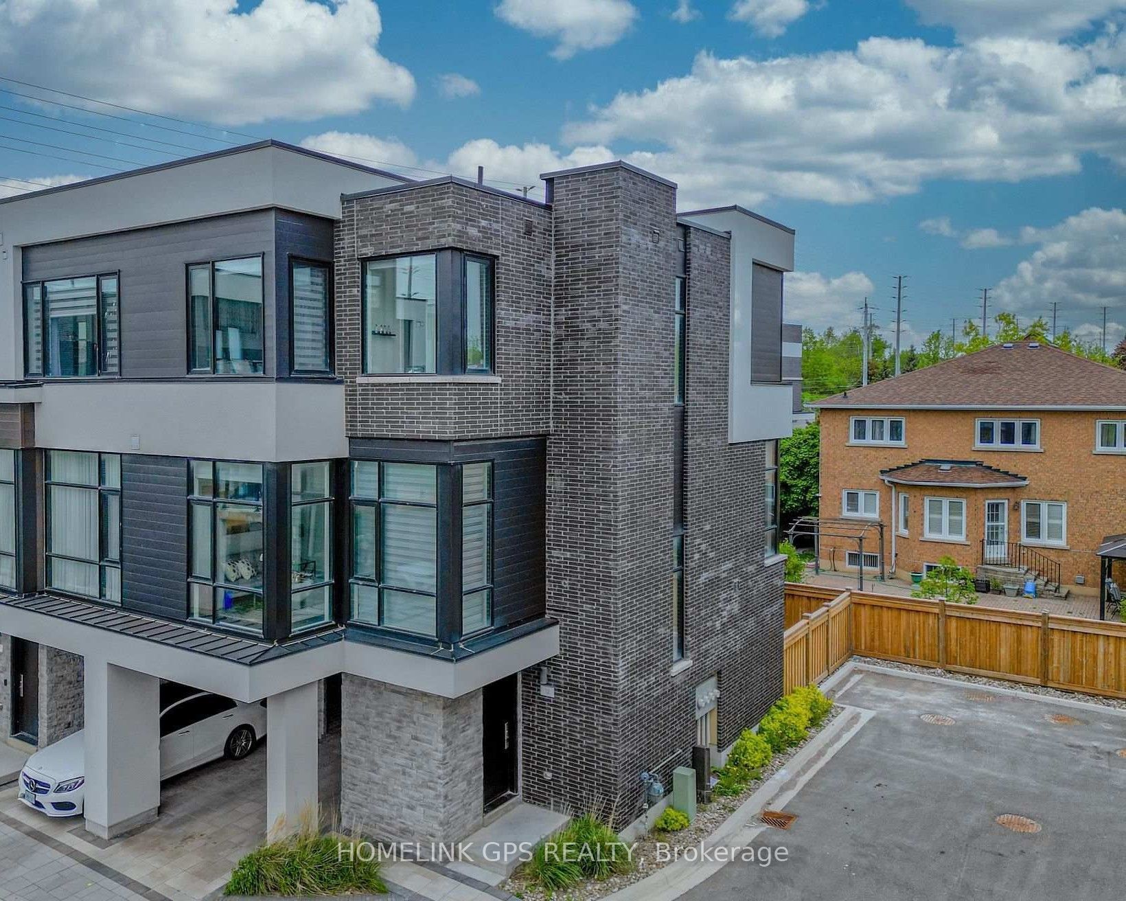 12 Hostel Lane, Richmond Hill, ON, L4C 5S9