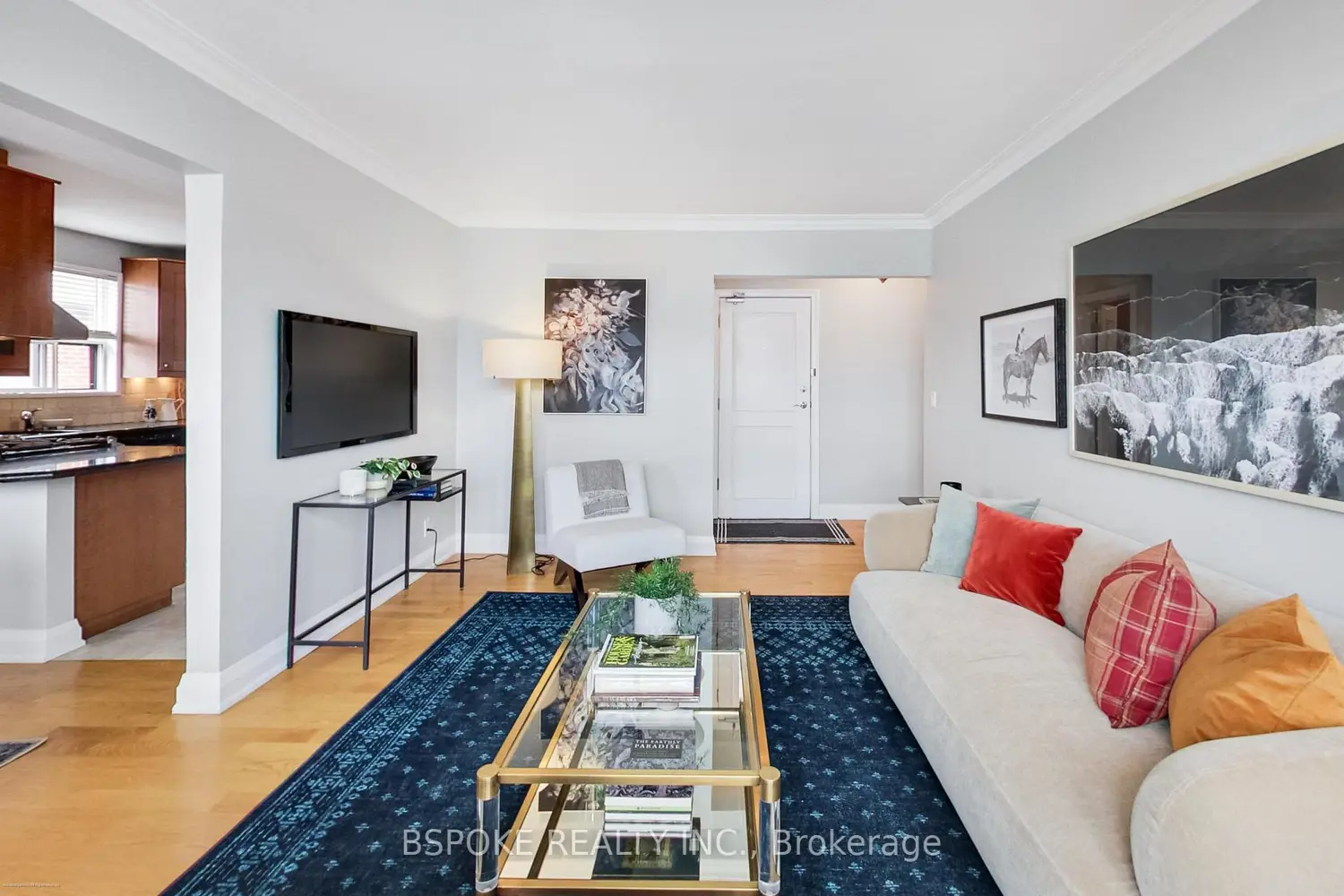 7 Warwick Avenue 3 photo 4