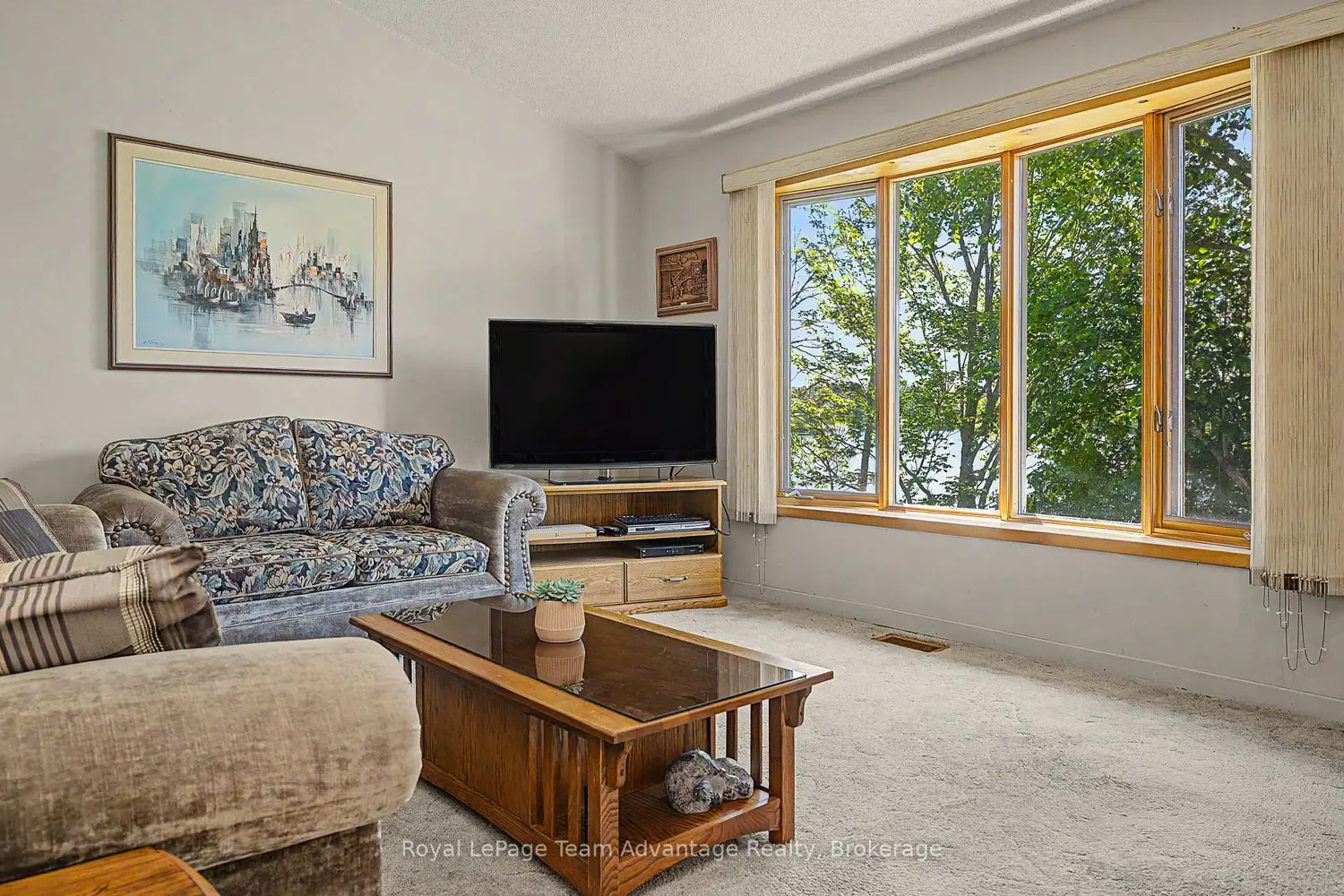 4 & 6 Sharon Park Drive