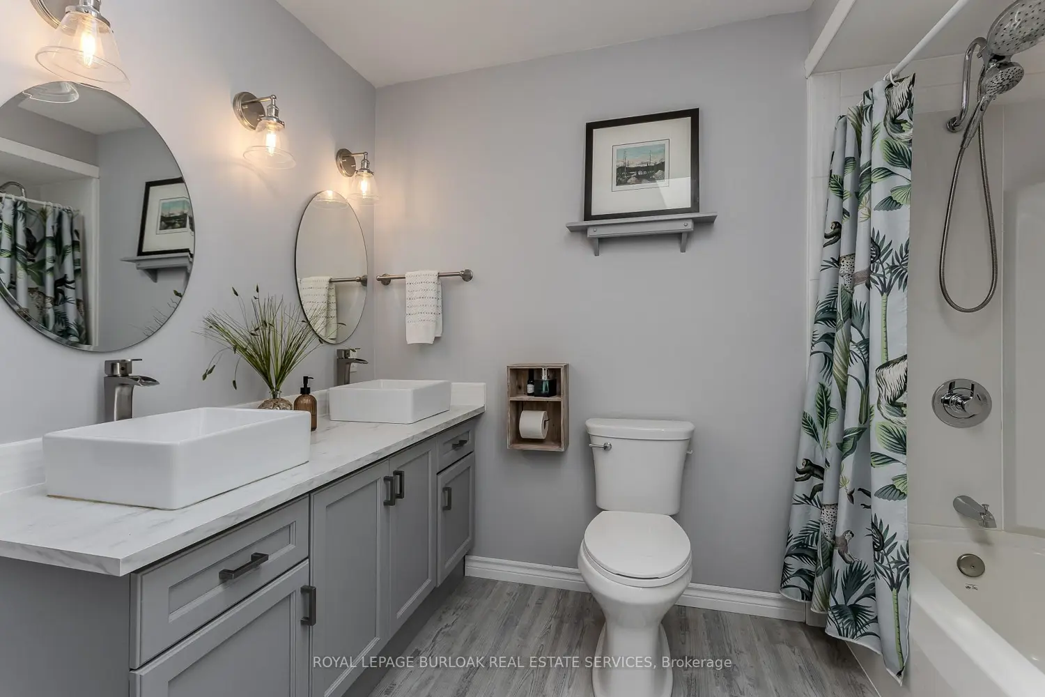 23 Annapolis Way photo 5