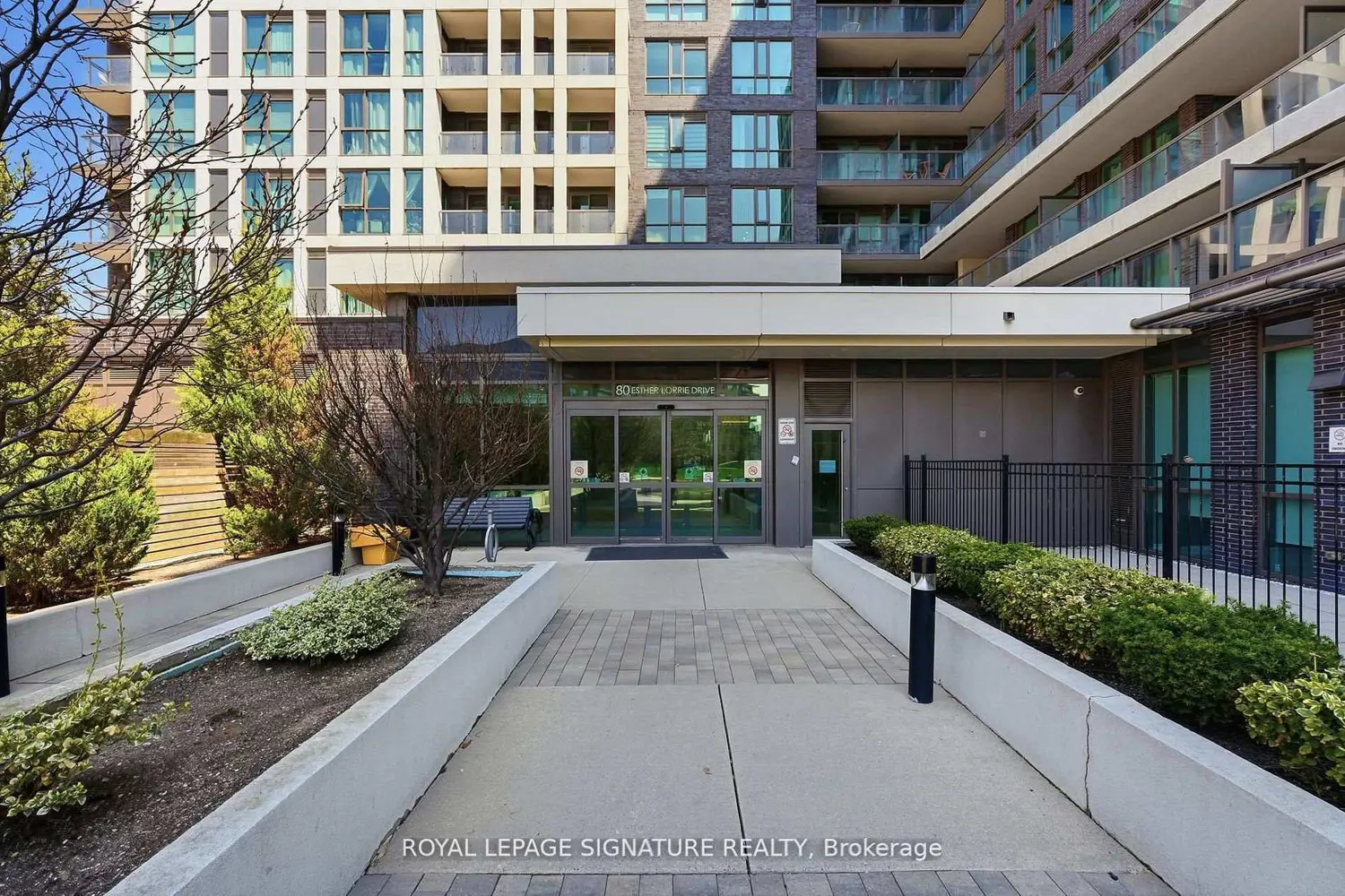 80 Esther Lorrie Drive 1116 photo 3