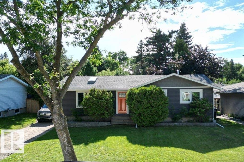 924 Conifer Street, Sherwood Park, AB, T8A1N5