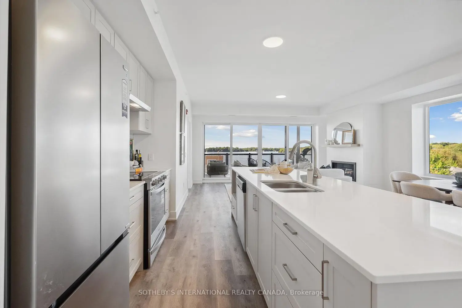 19B West Street 208 photo 4