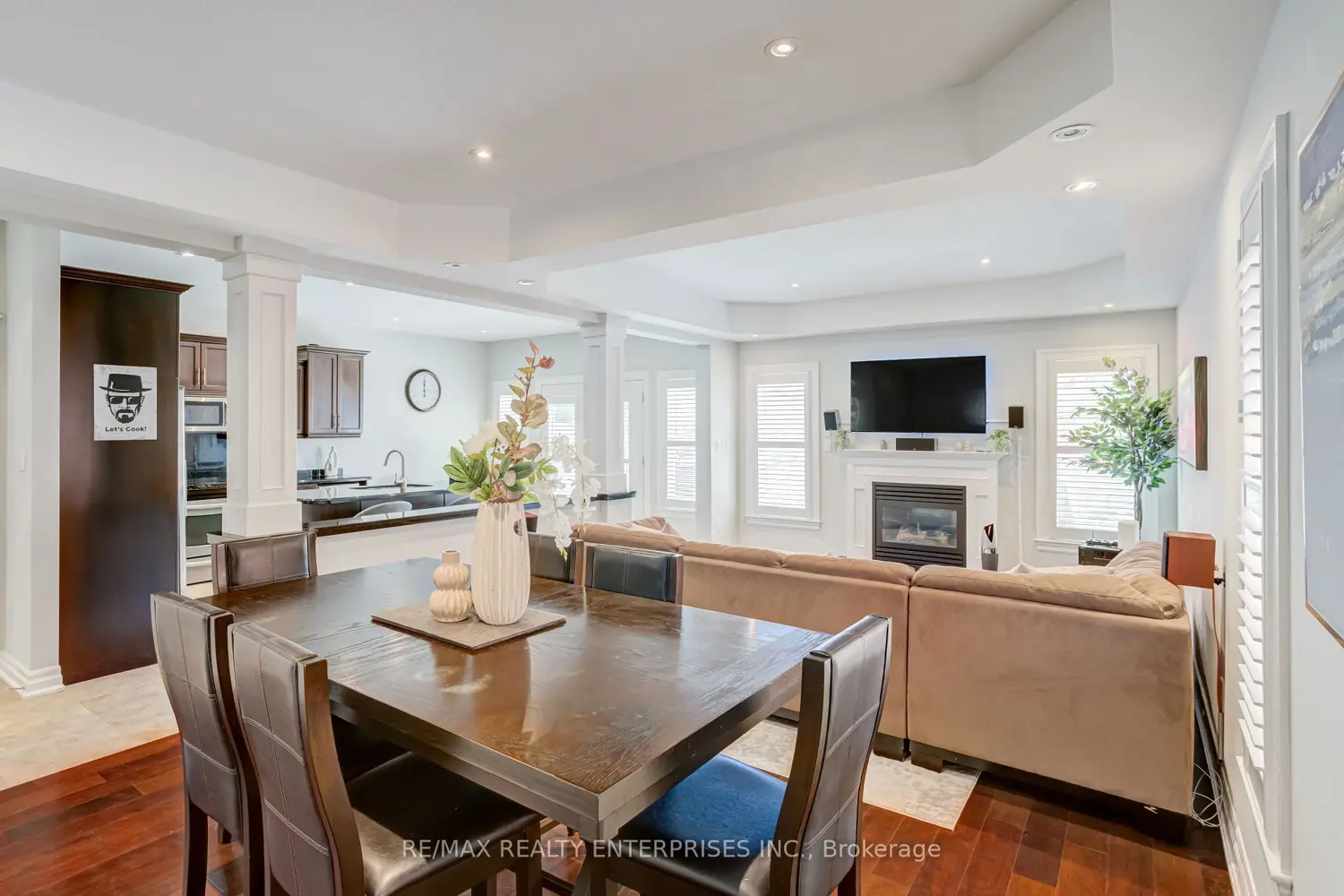 444 Dicenzo Drive photo 4