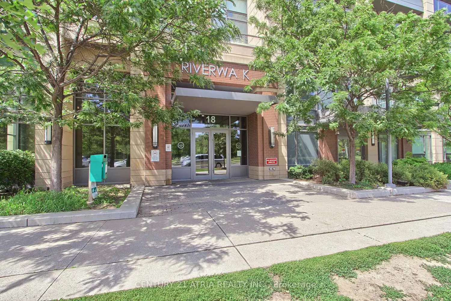 18 Uptown Drive 223