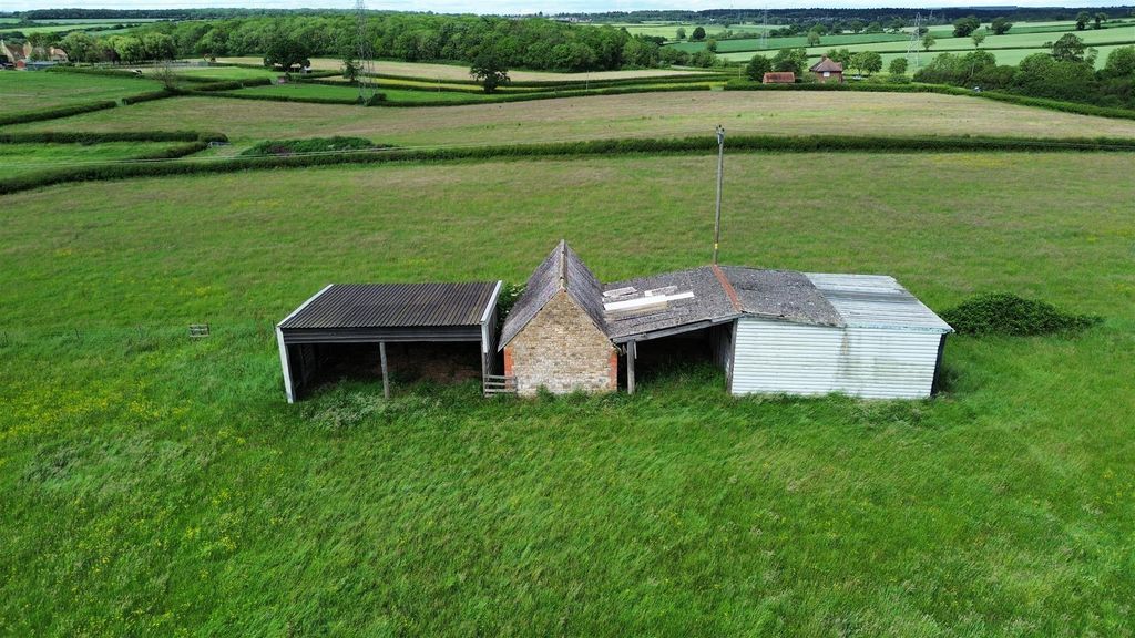 Farm for saleStamford Road, Geddington, Corby NN18