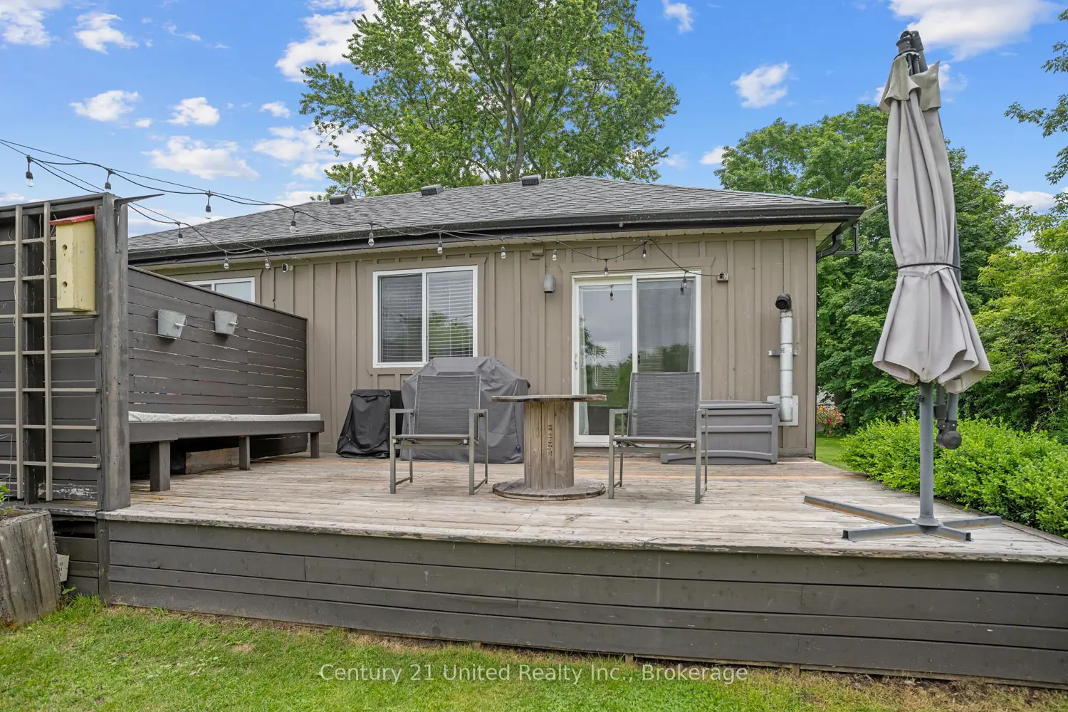 5402 Young Street photo 4