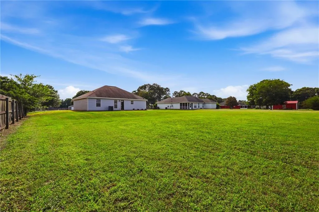 33 Mclendon Road, Fort Mitchell, AL 36856