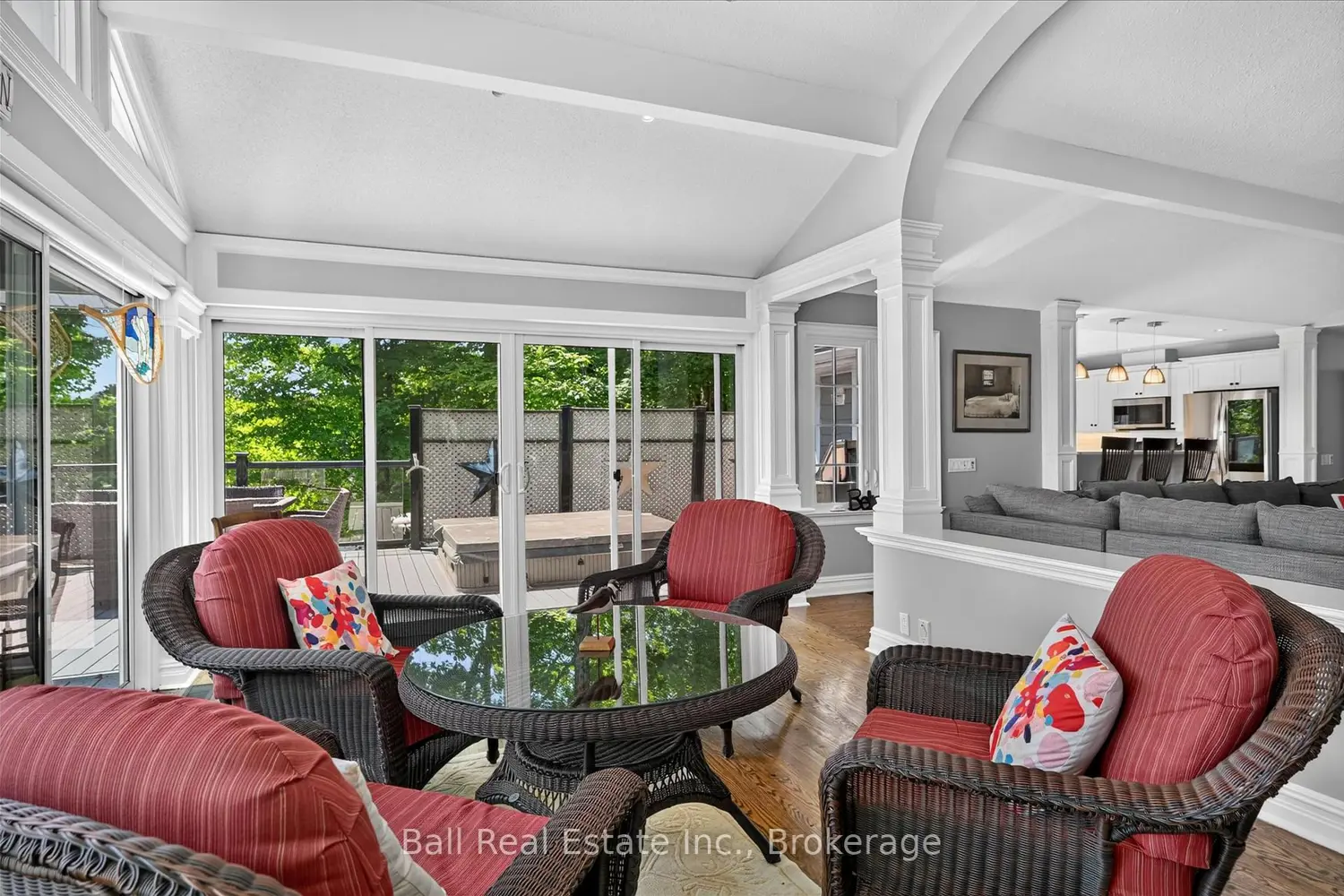 150 Hall Drive photo 2