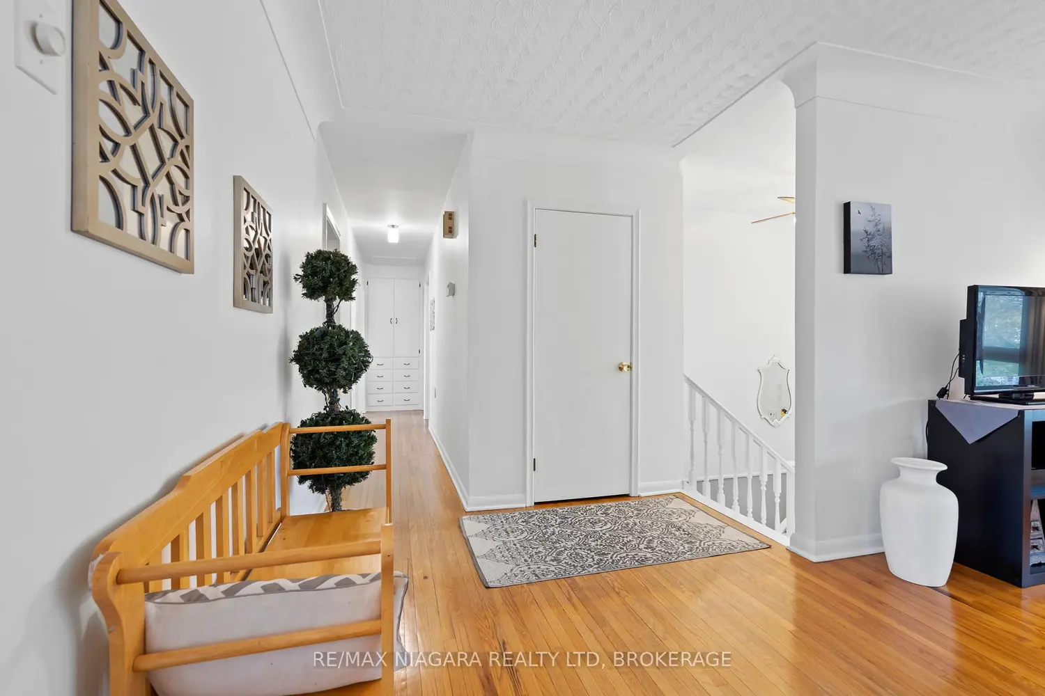 13 Ridgewood Avenue photo 3