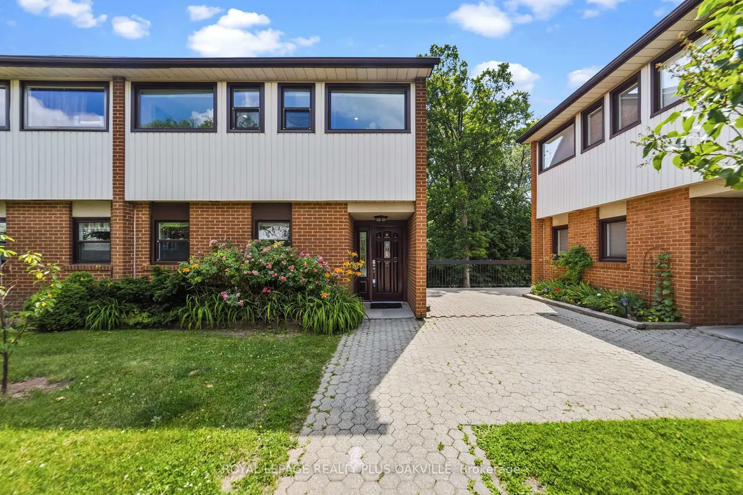 530 Falgarwood Drive 27