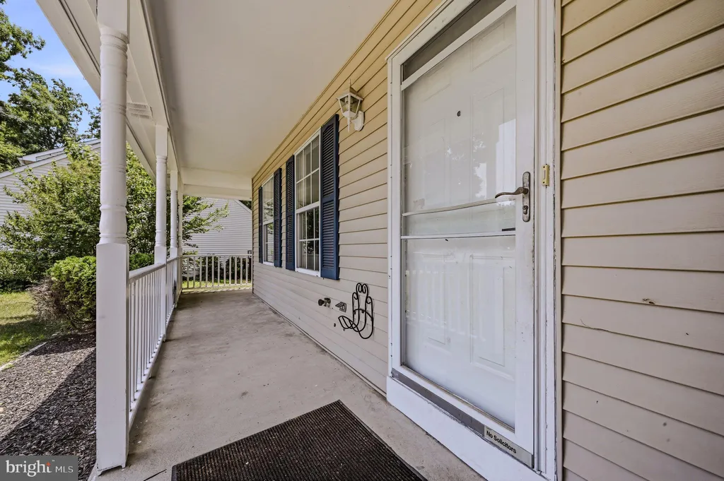 18 Ardsley Circle, Dover, DE 19904 photo 2