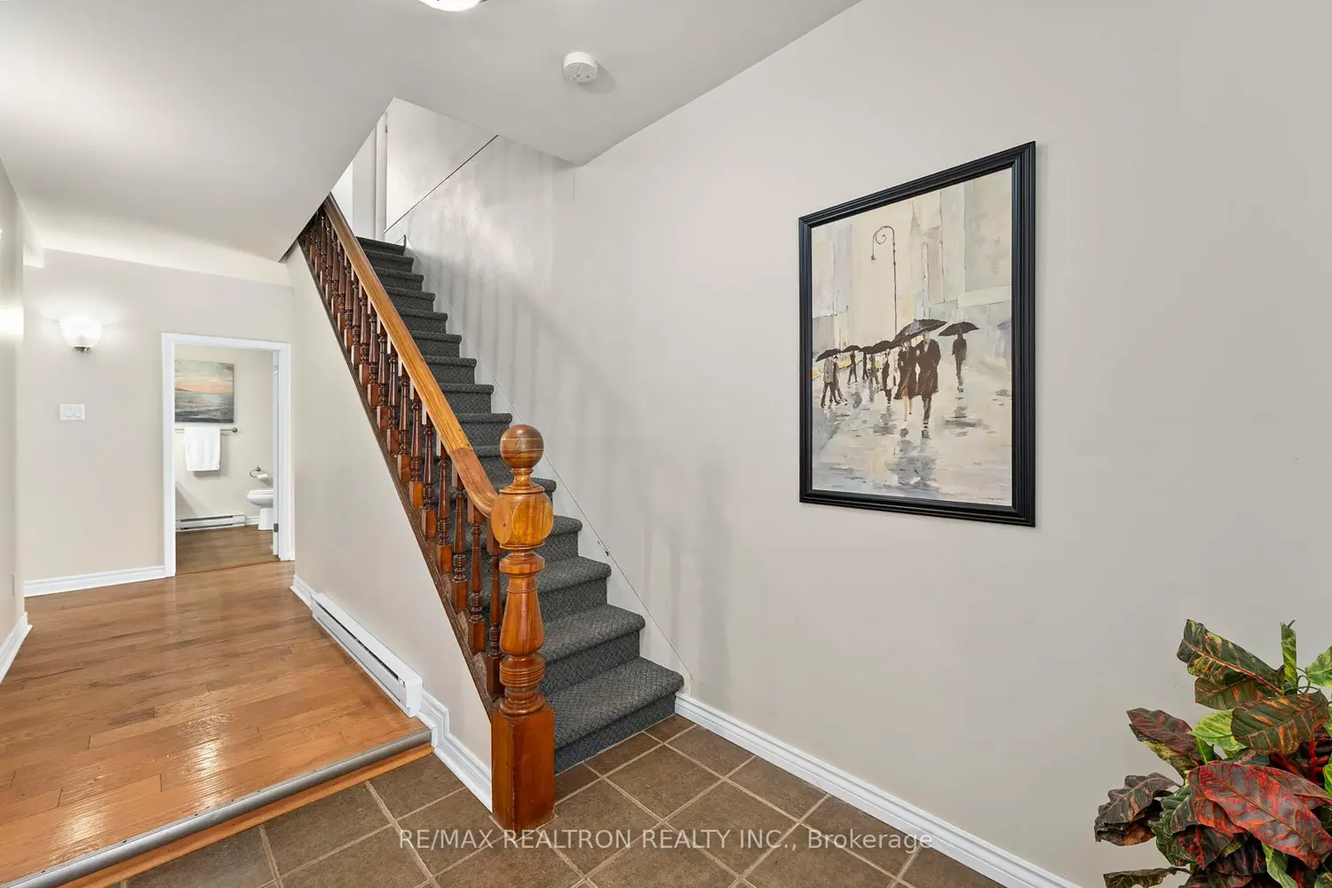 15 North Water Street photo 2