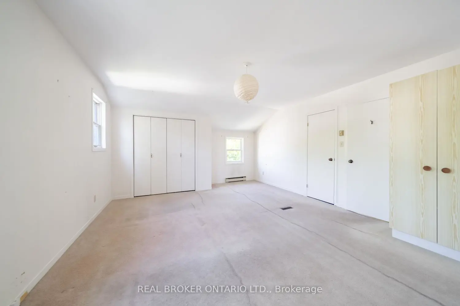 483 Melrose Avenue photo 3