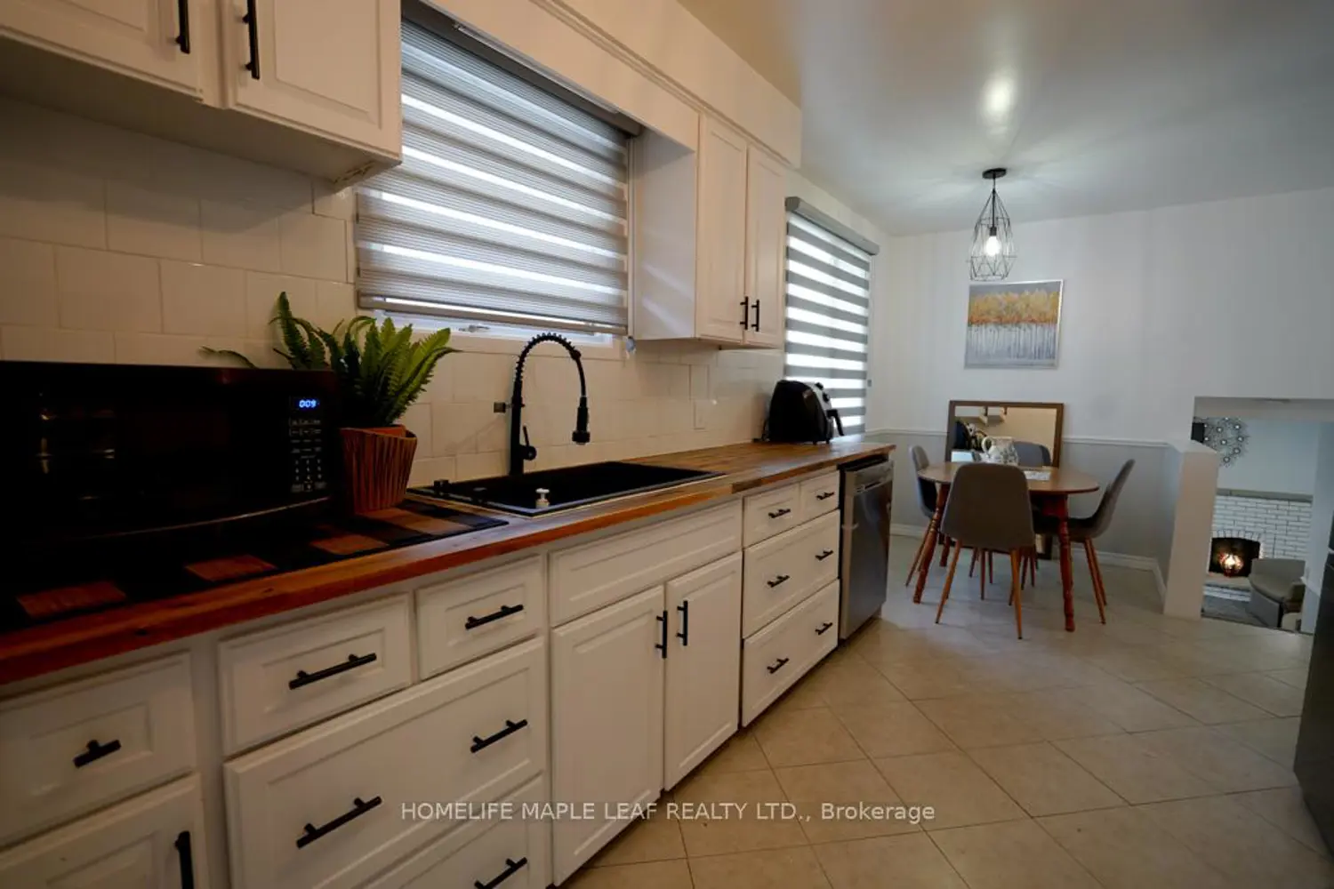 147 Muriel Crescent photo 5