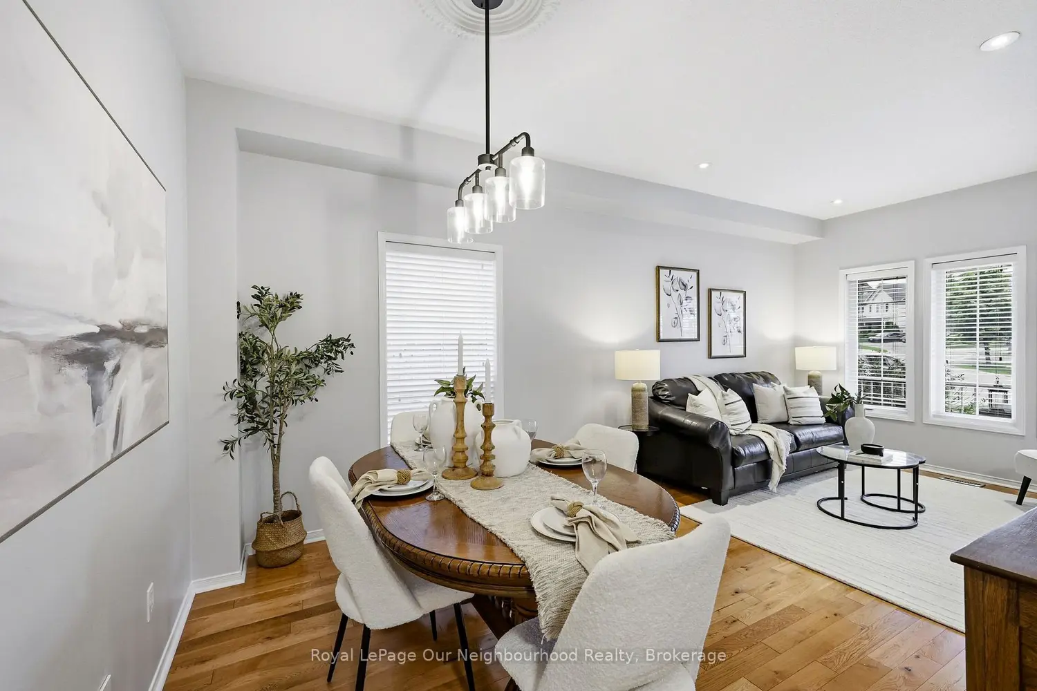1090 Keswick Court photo 4