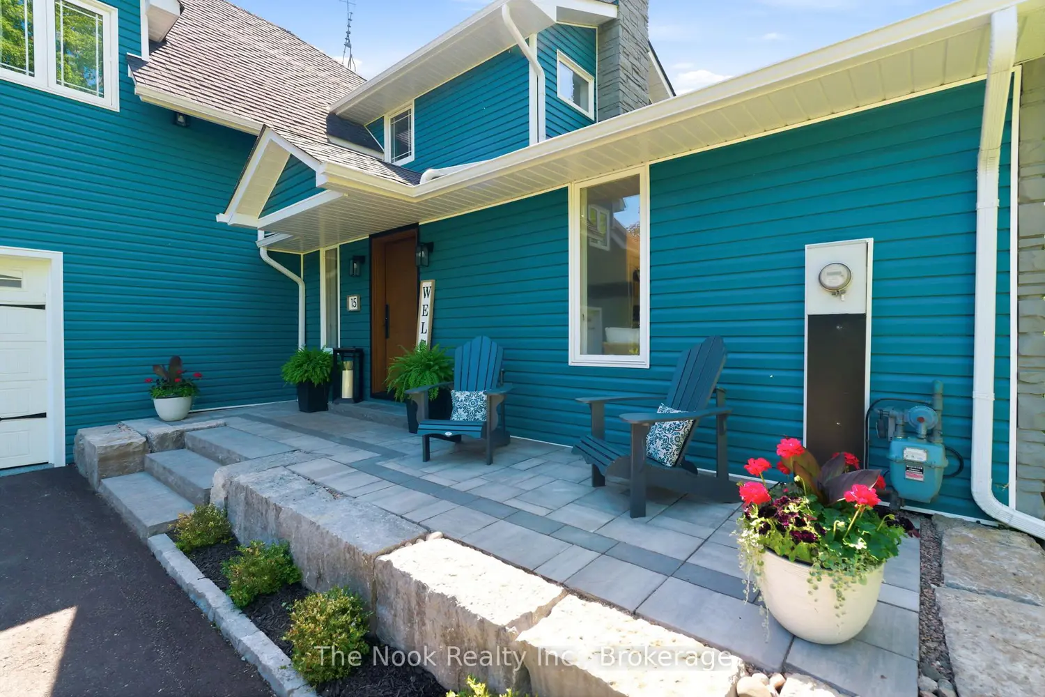 15 Hillside Drive photo 3
