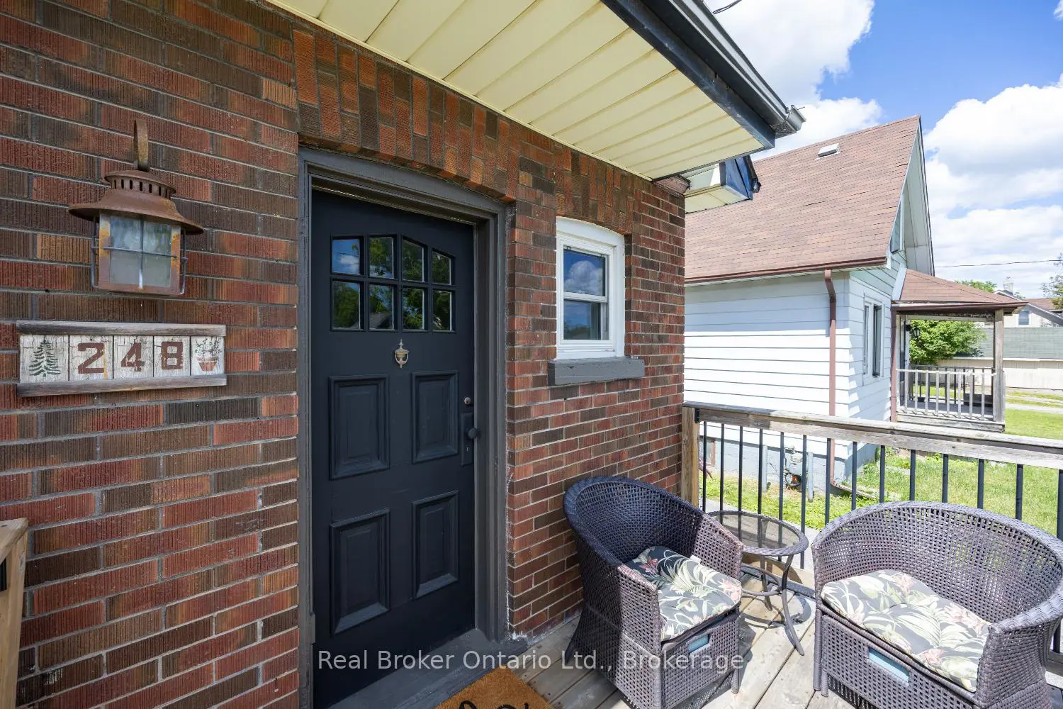 248 Mitchell Avenue photo 4