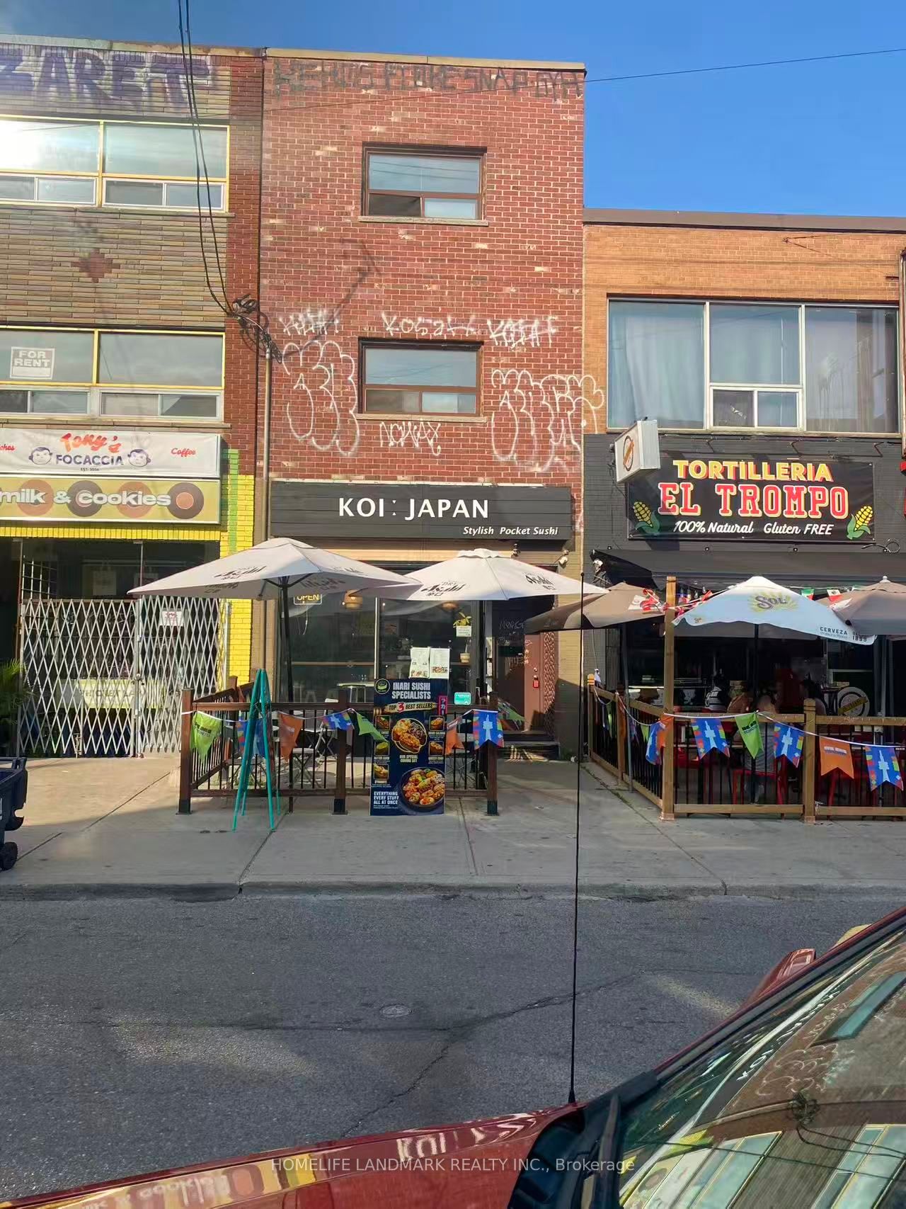 281 Augusta Avenue, Toronto, ON, M5T 2M1