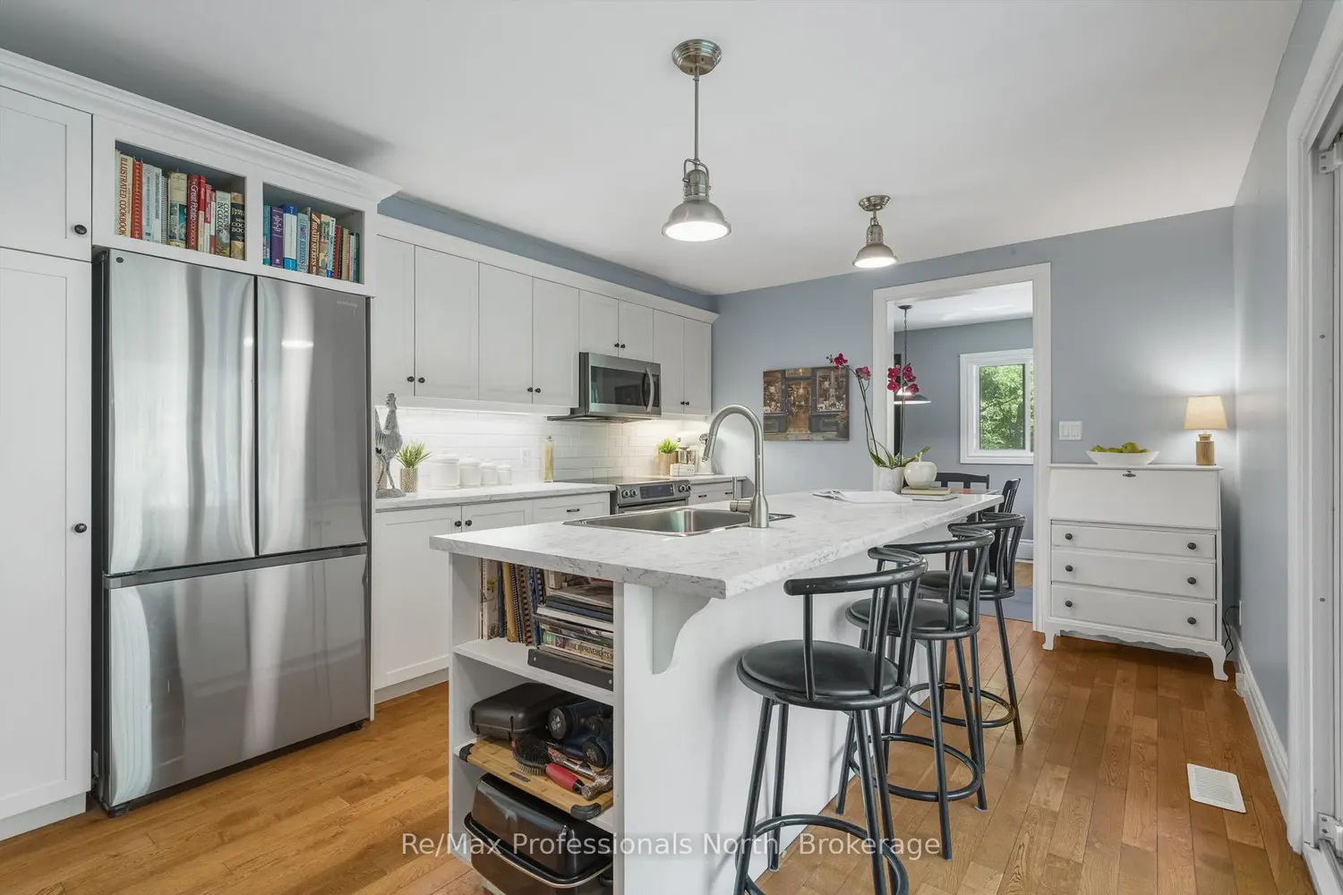 1032 Bradley Road photo 5