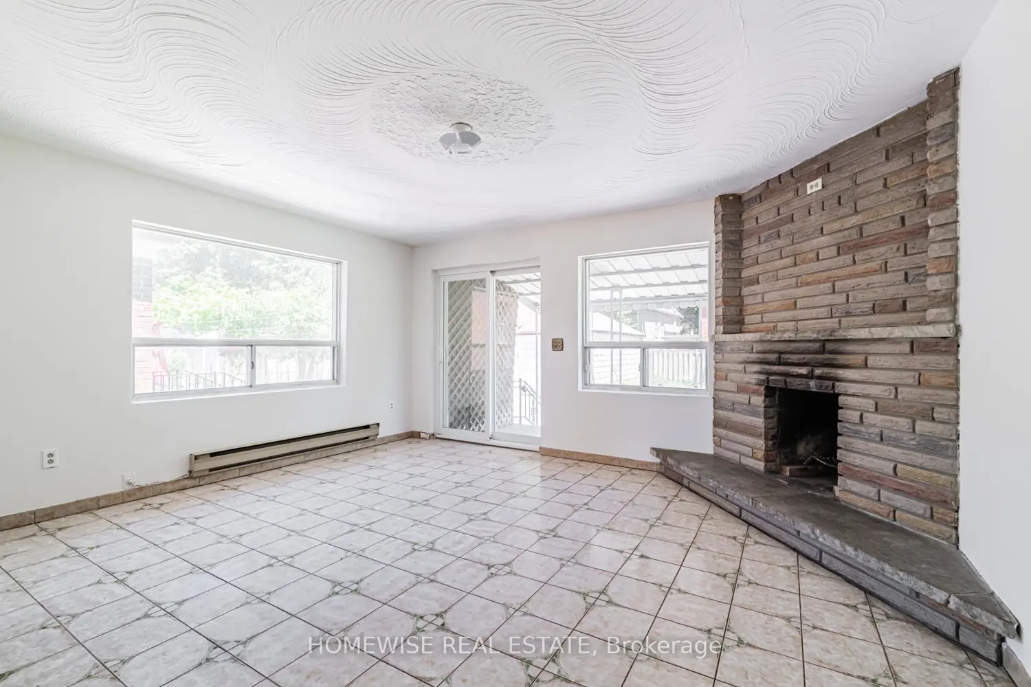 25 Marlee Avenue photo 2