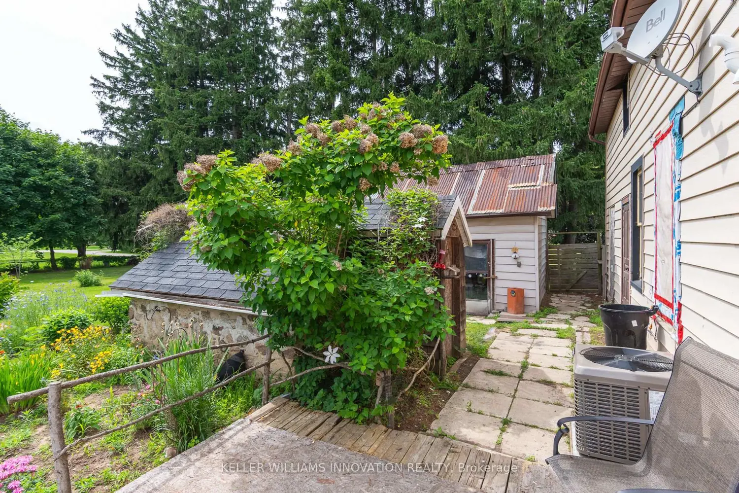 3771 Teeterville Road photo 4