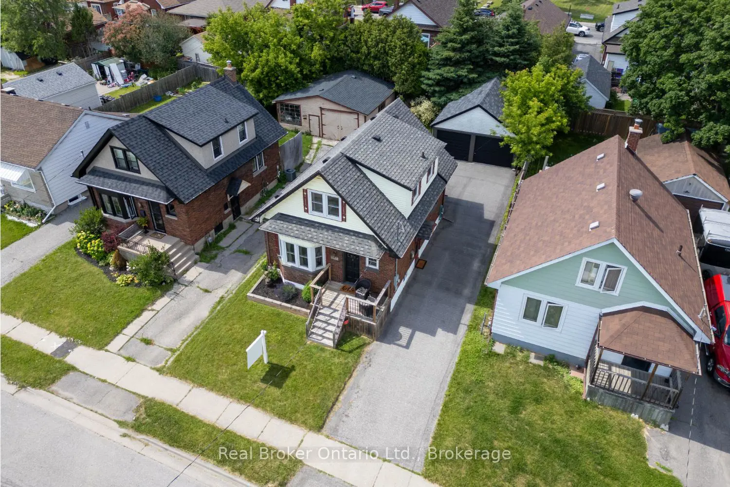 248 Mitchell Avenue photo 2