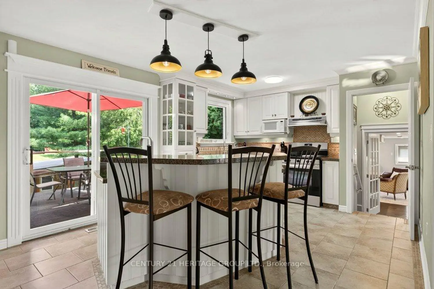 2147 Governors Road photo 5