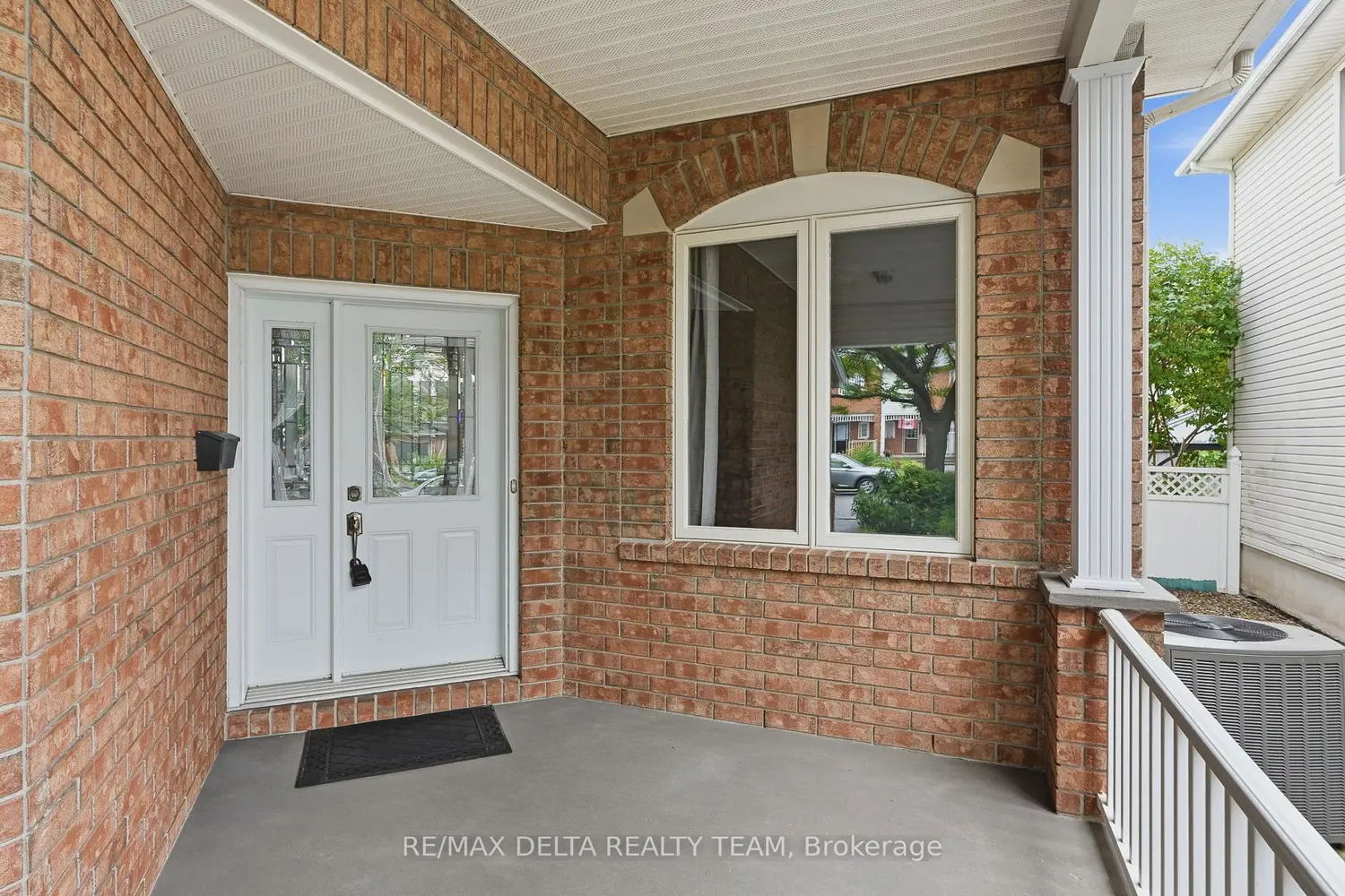1130 Marchant Drive photo 2