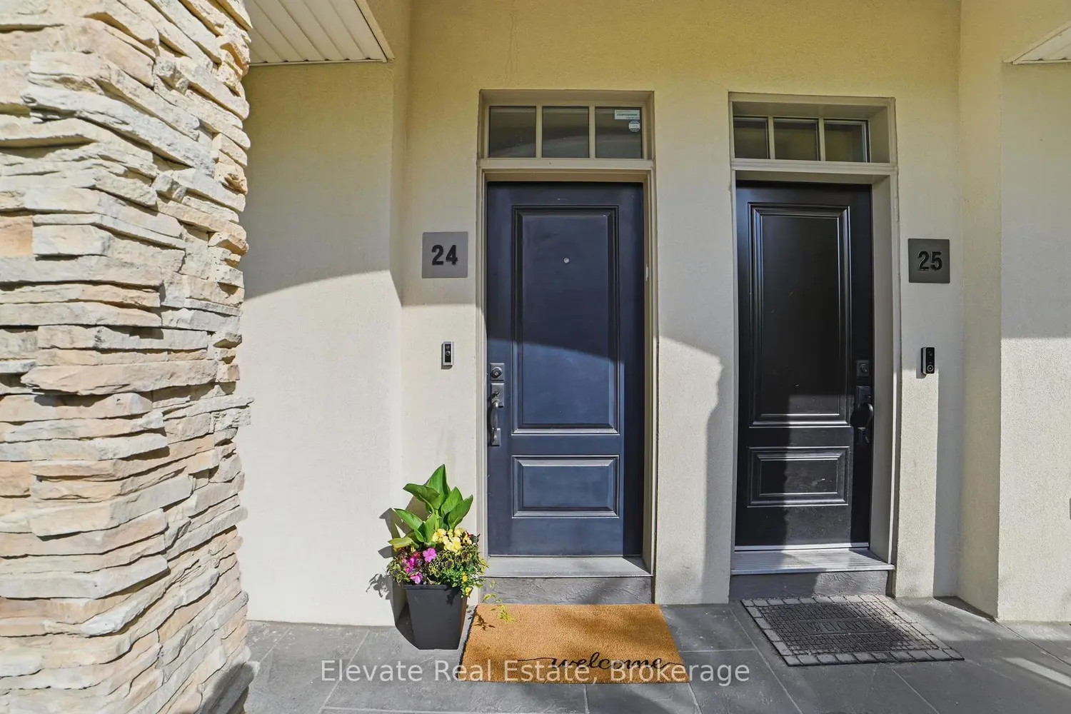 3083 Cawthra Road 24 photo 2
