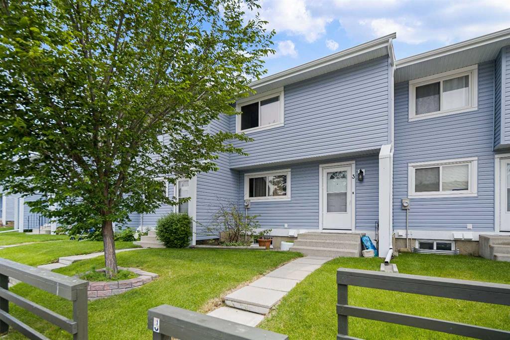 3-195 Manora Place NE, Calgary, AB, T2A5J8