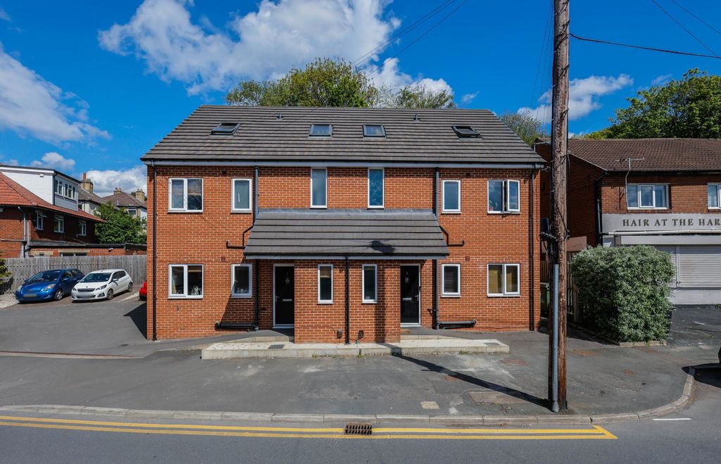 8 bed flat for sale1&1A 3&3A Haigh Wood Road, Leeds, West Yorkshire LS16