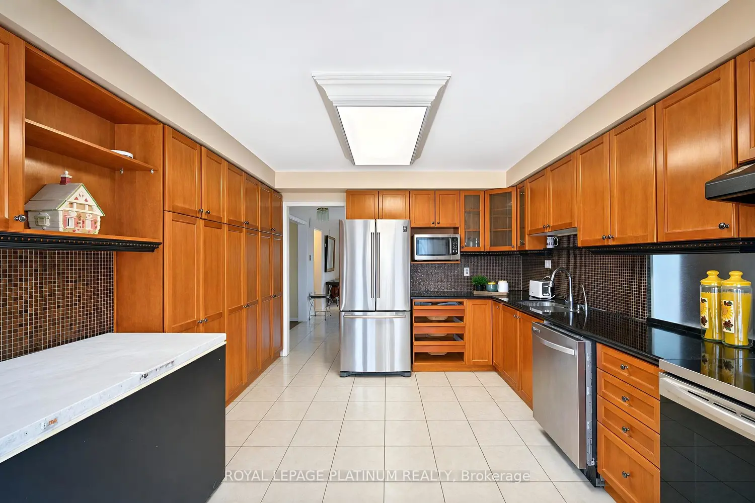 12 O'hara Place photo 3