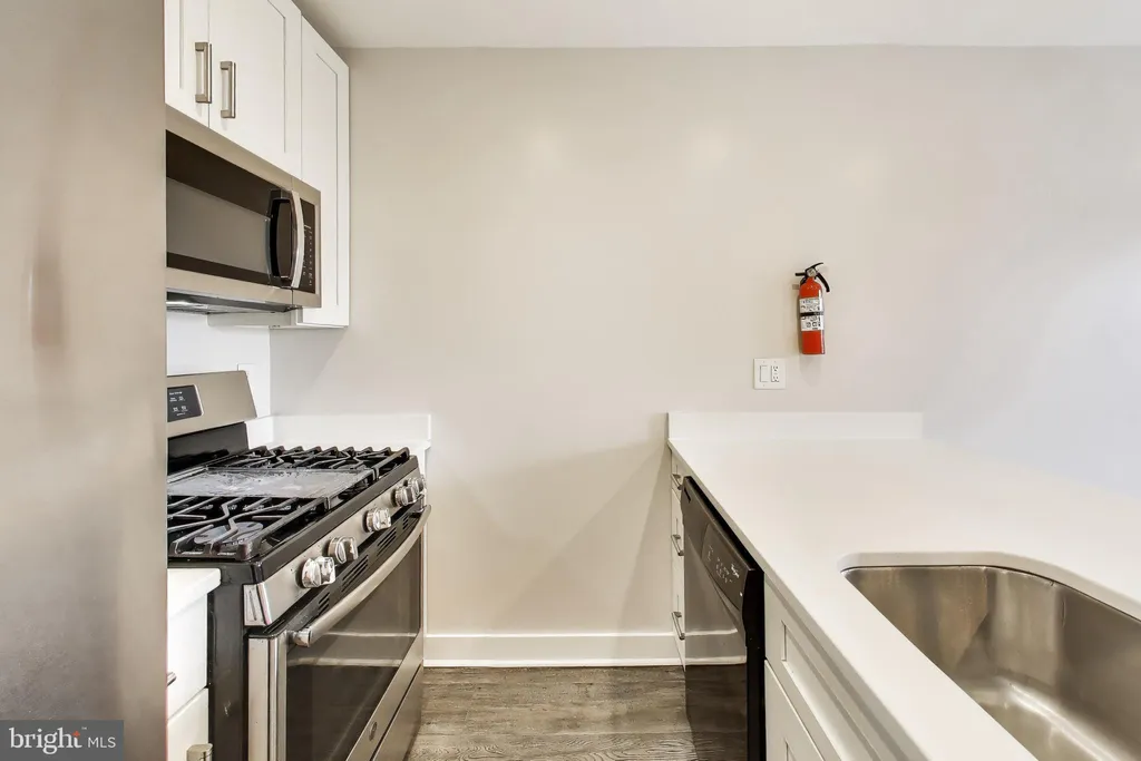 924 19th Street NE Unit 3, Washington, DC 20002 photo 5