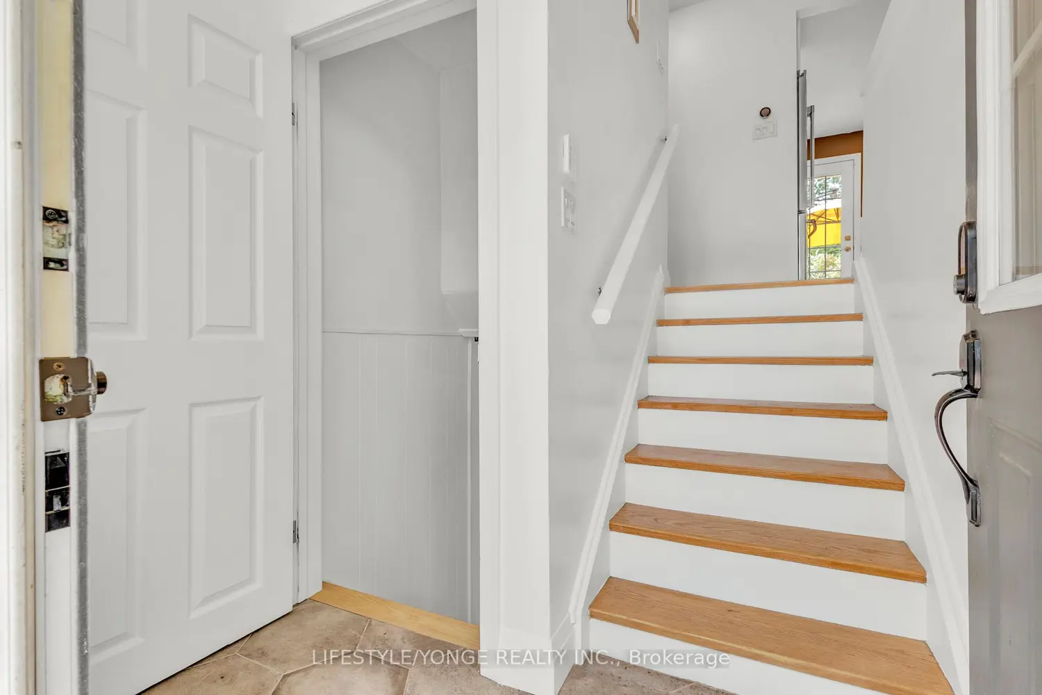 5425 Winston Road photo 4