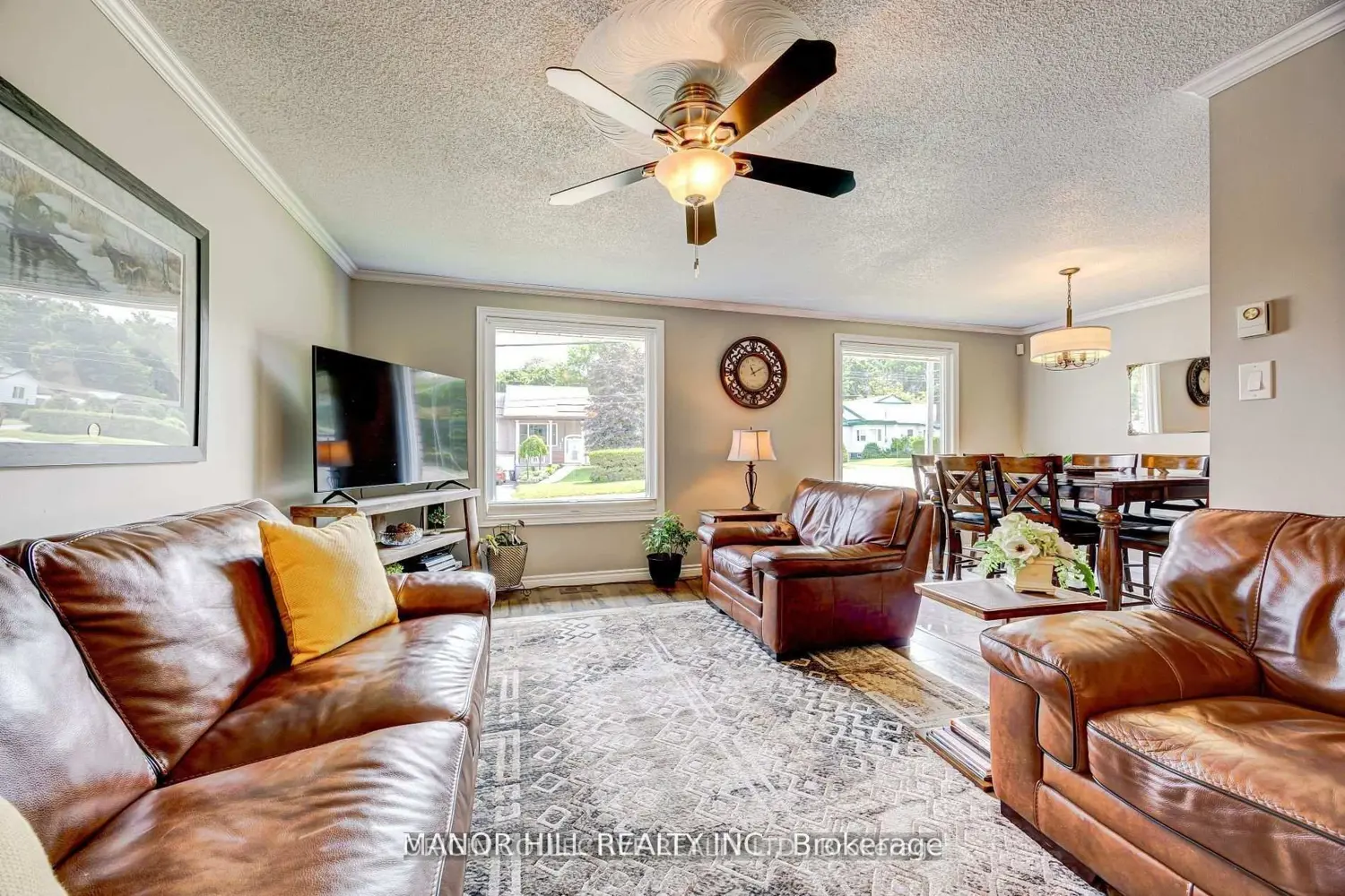 444 William Street photo 4