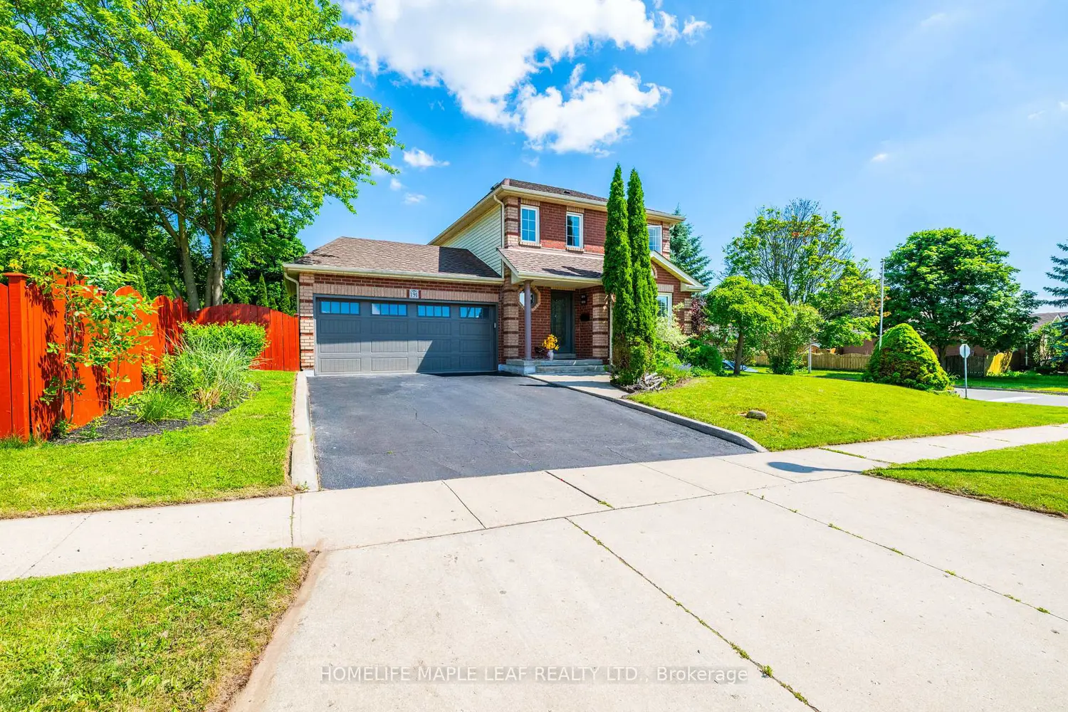 191 Stirling Macgregor Drive photo 2