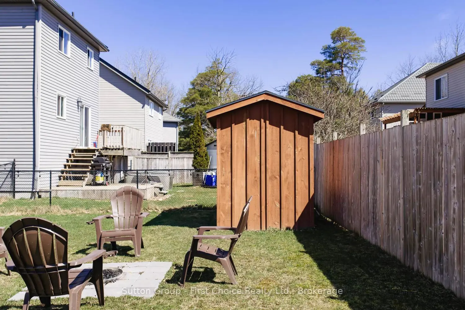 670 Reid Crescent