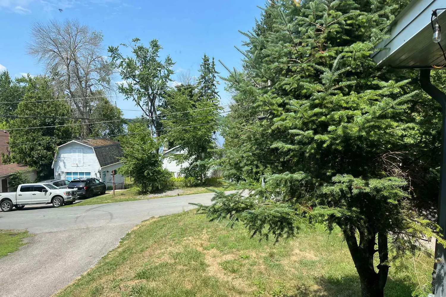 72 Lakeshore Road photo 3