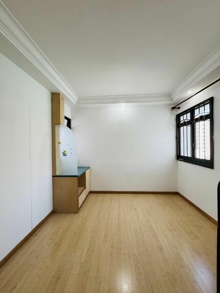 246 Compassvale Road photo 5