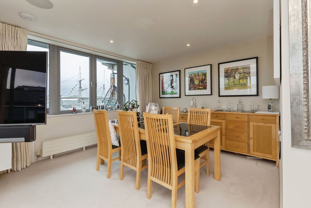 3 bed flat for saleLime Kiln Road, Bristol BS8 photo 5