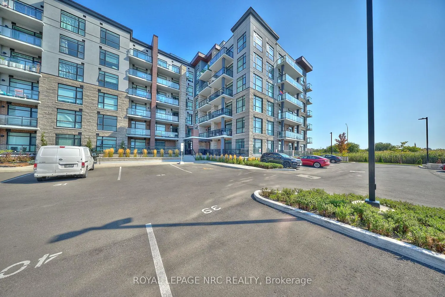 600 North Service Road 221 photo 3