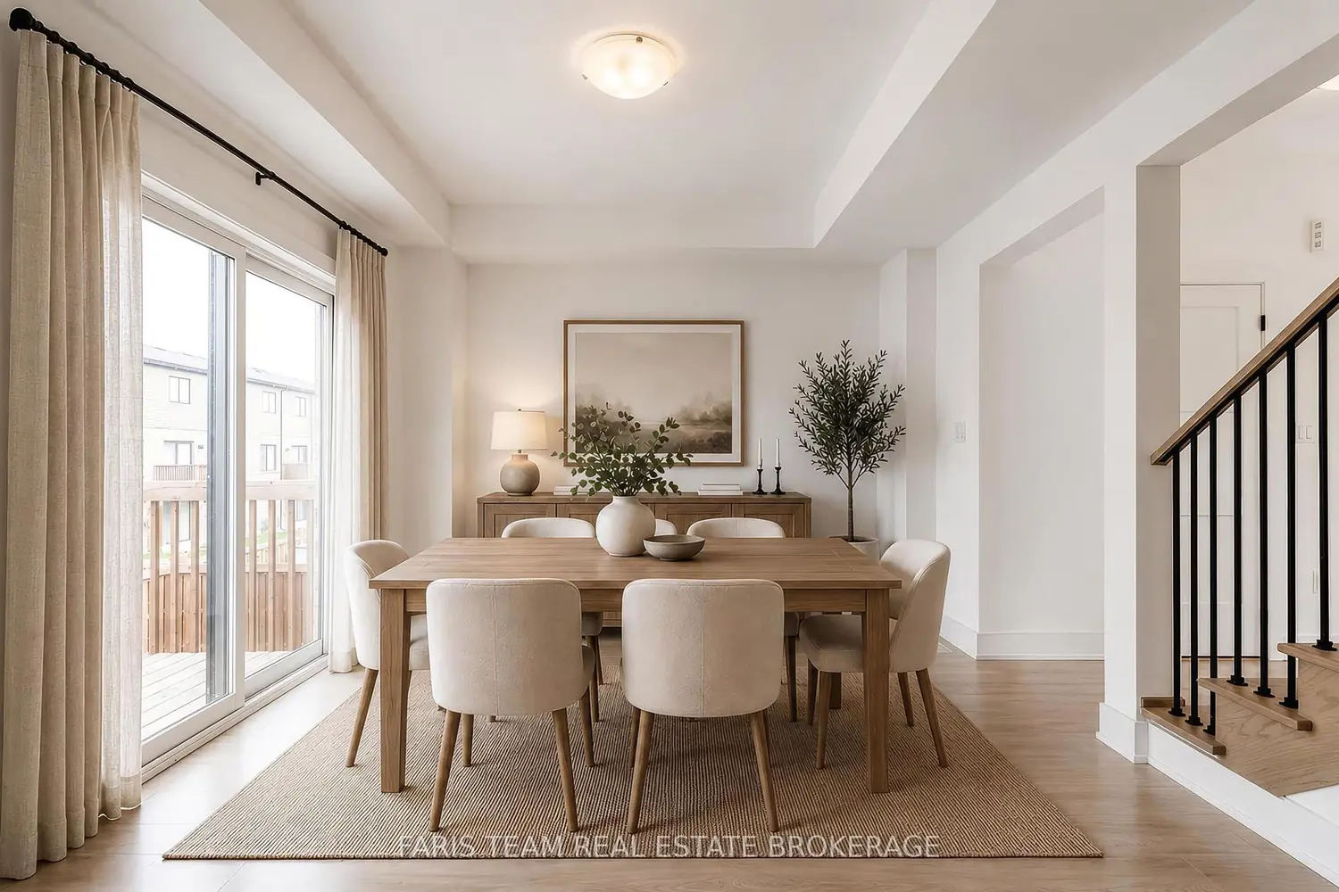 53 Harvest Crescent photo 4