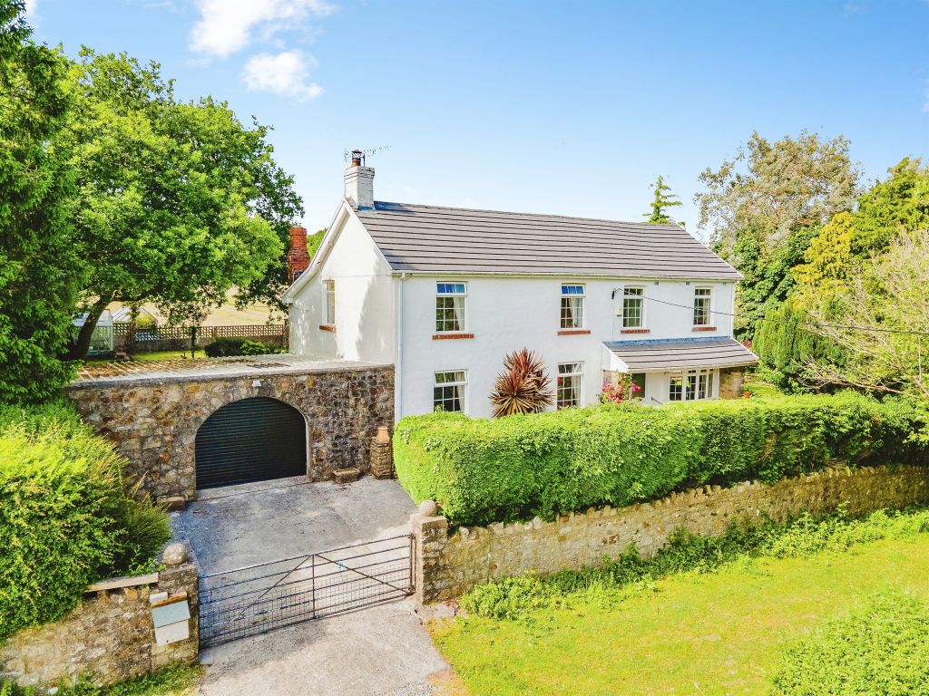 4 bed detached house for saleHendre Road, Bridgend CF35
