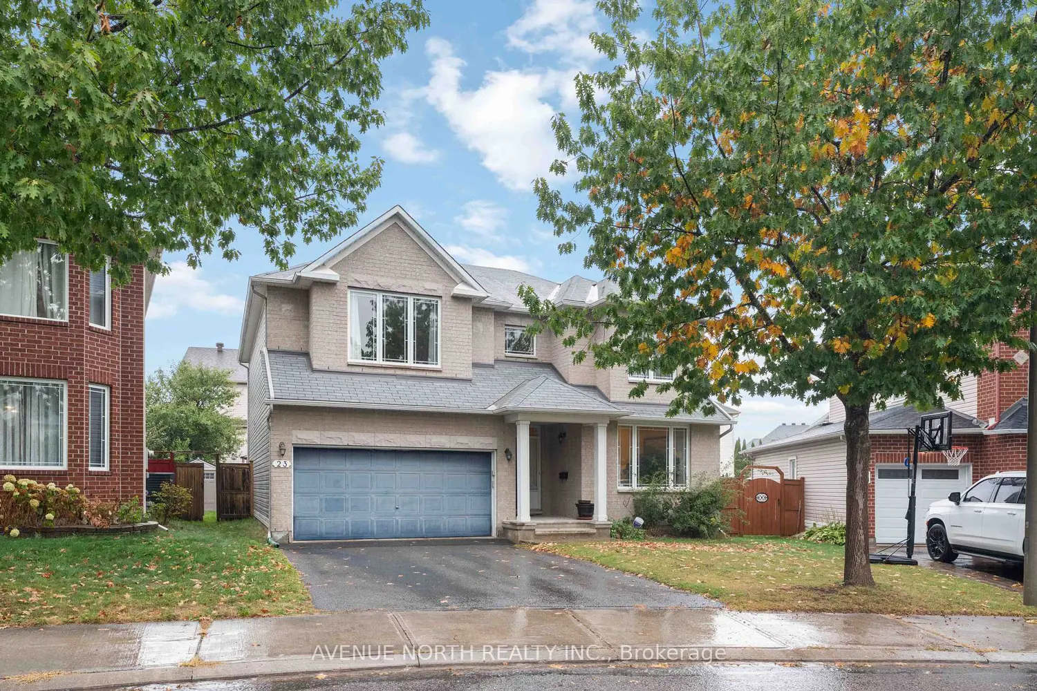 23 Hearthstone Place photo 3