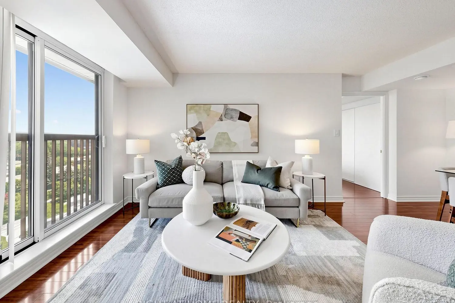 1700 Eglinton Avenue 1119