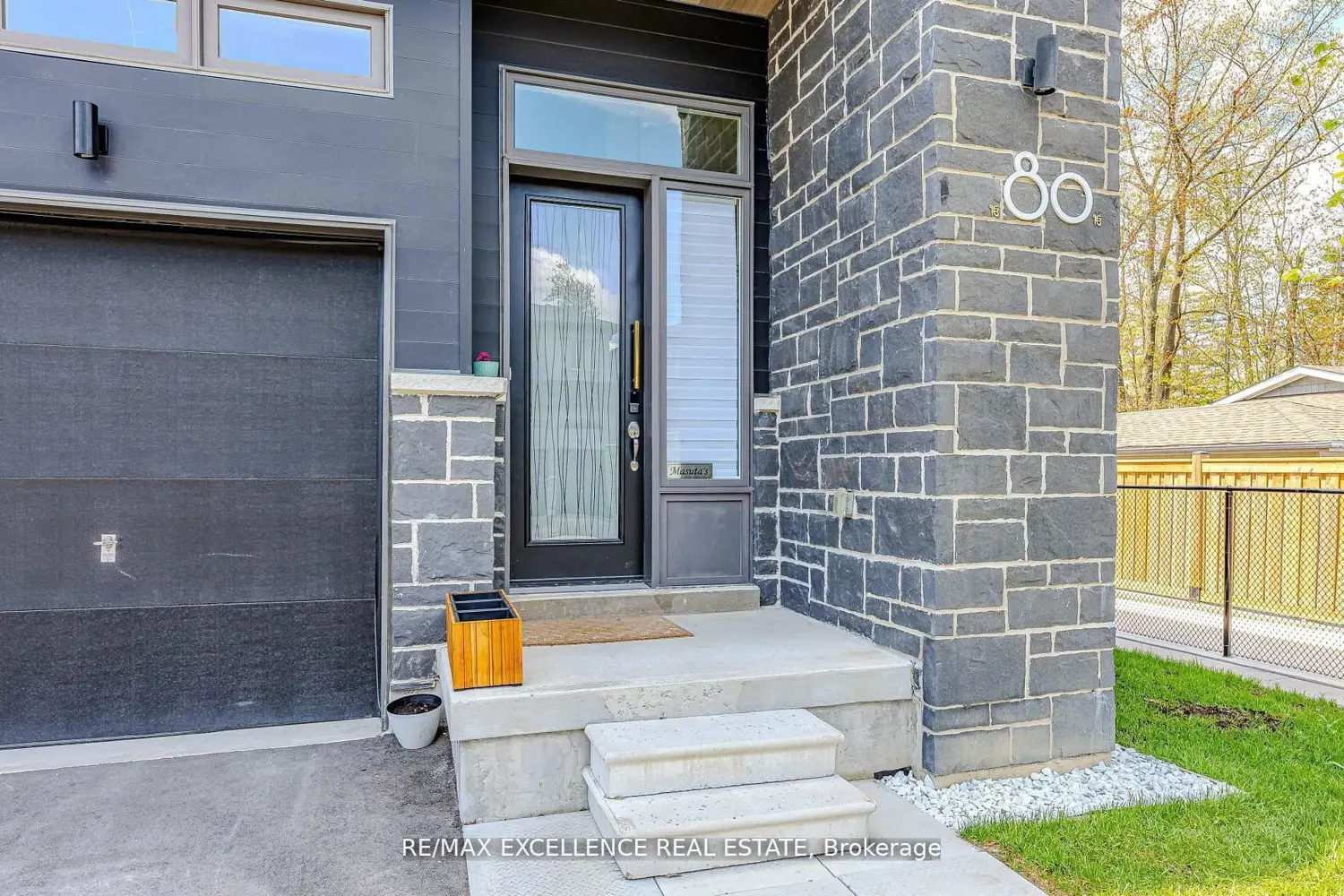 80 Berkely Street photo 2